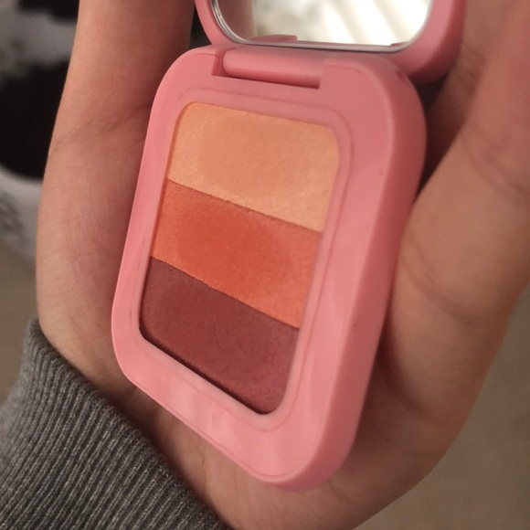 Makeup Set - Picture 7 of 9